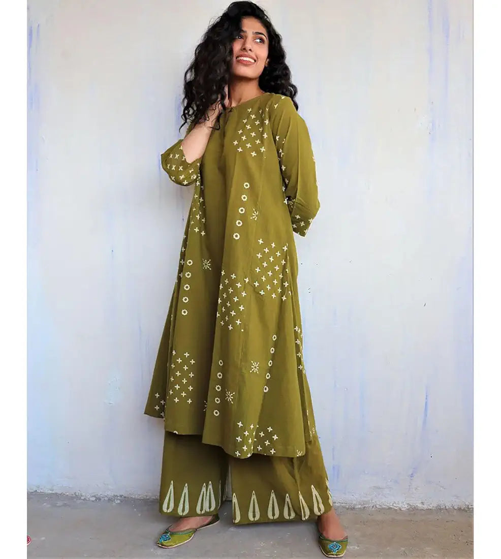 GoSriKi Women's Rayon Viscose A-Line Printed Kurta with Palazzo