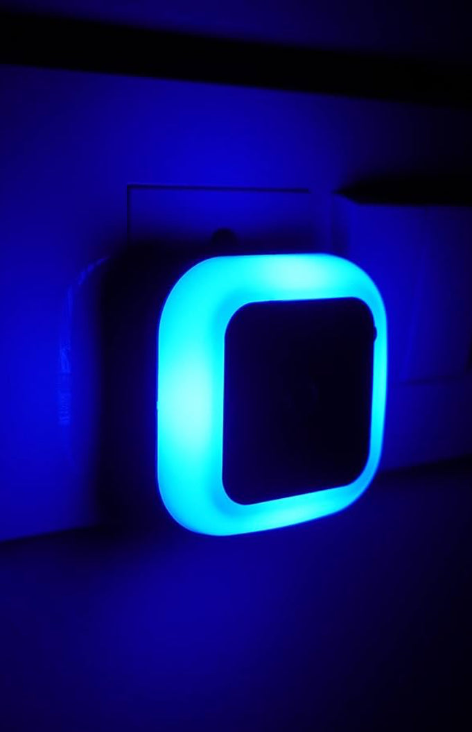 HOARD 0.5W Led Plug in Smart Night Lamp with Automatic Sensor Smart Led Night Lamp - Pack of 1