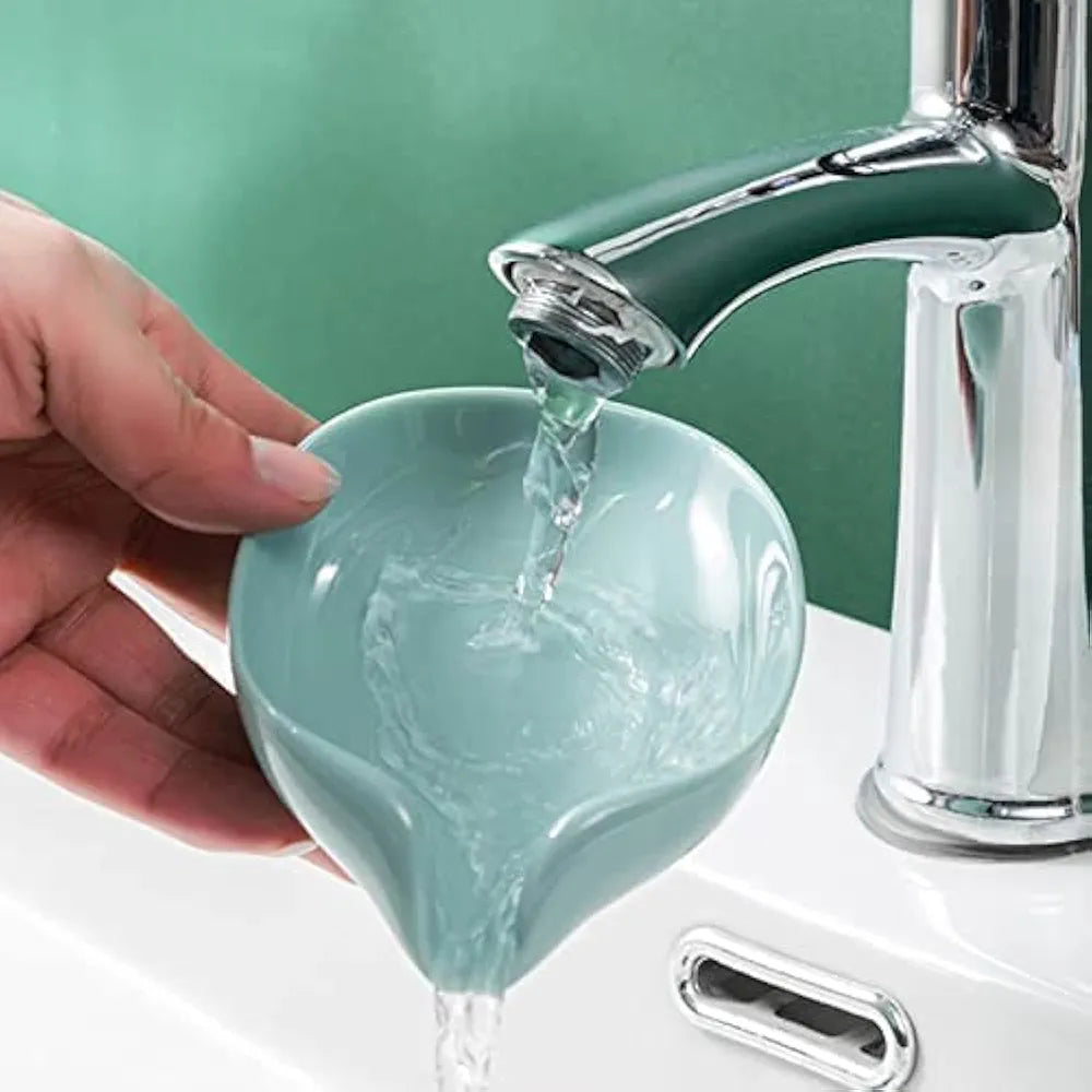Six Sigma Leaf-Shape Self Draining Soap Dish Holder, Easy Clean Soap Dish for Shower with Suction Cup Creative soap Box, for Bathroom, Kitchen, Bathtub, Wash basins 