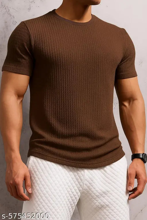 FIT AND RELAXED T SHIRT FOR MEN.