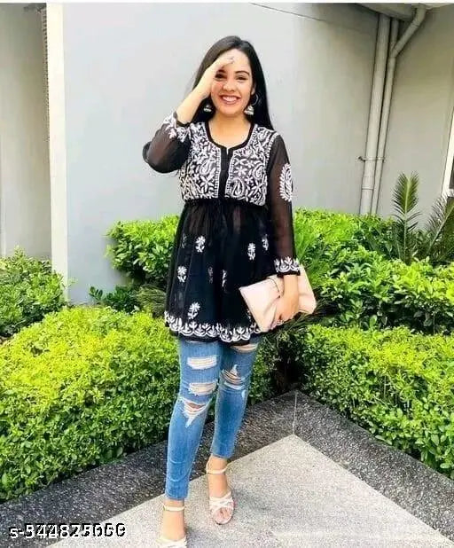 Kashvi Drishya Kurtis