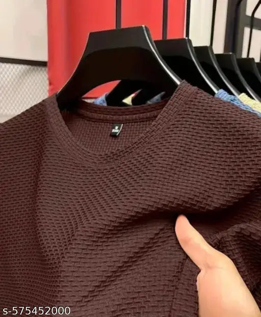 FIT AND RELAXED T SHIRT FOR MEN.