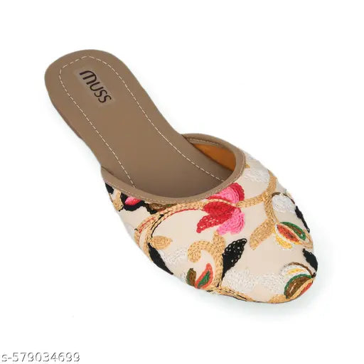 women's footwear, mojaris